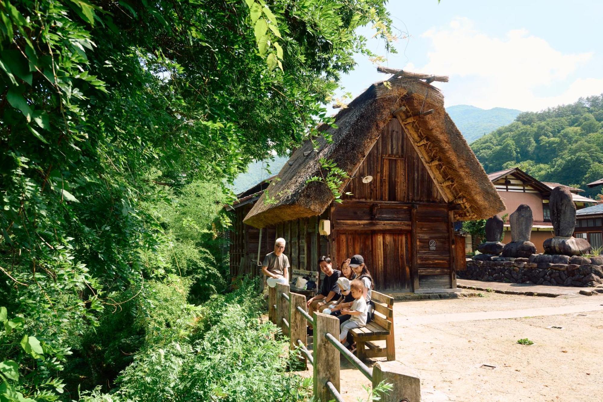 Fav Lux Hida Takayama Hotel Takayama  Buitenkant foto